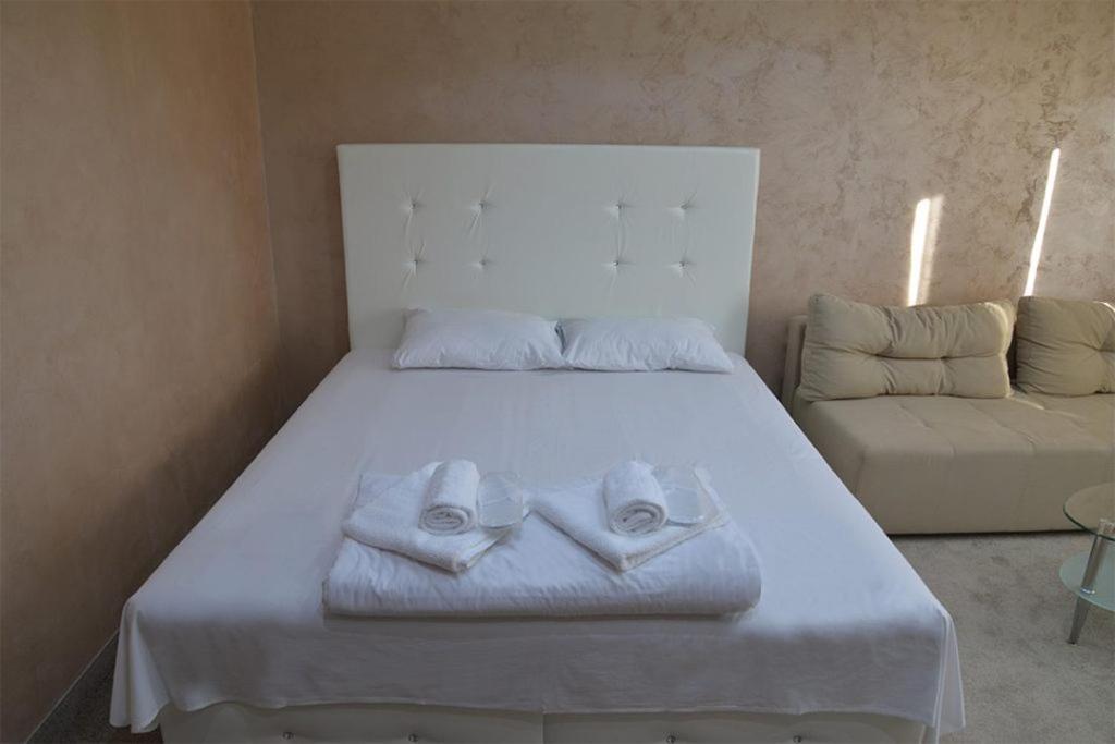 Villa Lunar Lux Kruševac Dış mekan fotoğraf